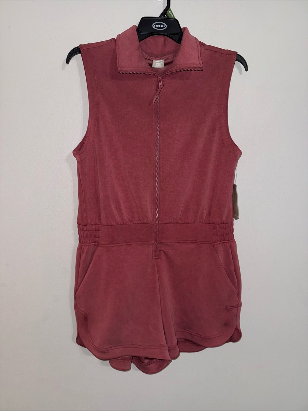 Avia Women’s Sleeveless Zip-Front Romper in Dusty Rose XL
